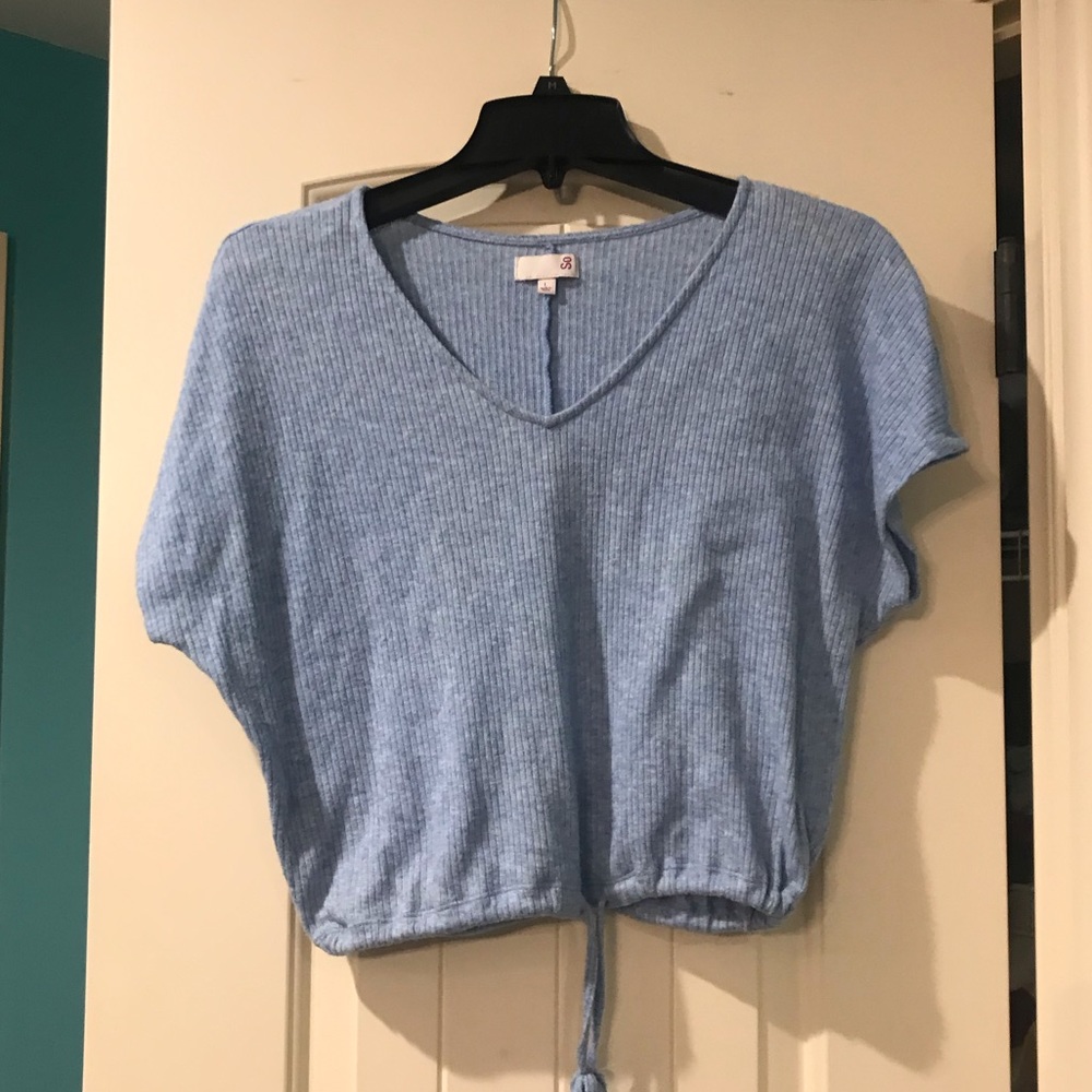 SO Brand Blue Ribbed Cropped Tee Size Large Juniors